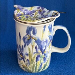 Ashen Blue Iris Floral Tea Mug with Lid & Strainer Rare Find.